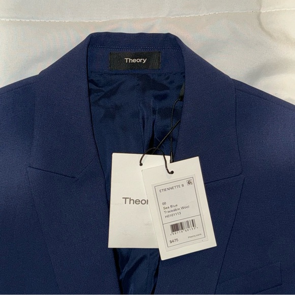 Theory Etiennette Blazer - Picture 2 of 5